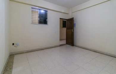 Imagem: O apartamento para alugar possui 1 Dormitório, 1 Banheiro e