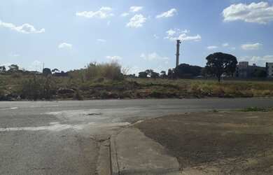 Imagem: O terreno possui 365m² de Área e está localizado em Cardoso