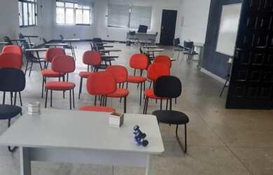 Imagem: O depósito possui 320m² de Área e está localizado em Tatuapé