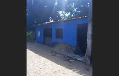 Imagem: A casa possui 4 Dormitórios, 3 Banheiros, 1 Vaga na garagem