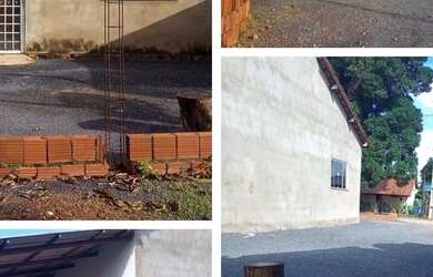 Imagem: A casa possui 2 Dormitórios, 1 Banheiro, 1 Vaga na garagem