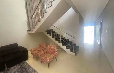 Imagem 2: Sobrado semi mobiliado, com suíte master no térreo - a venda no Belvedere 1