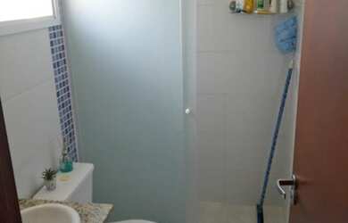 Imagem: O apartamento possui 2 Dormitórios, 2 Banheiros, 1 Vaga na