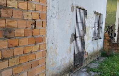 Imagem: A casa possui 1 Dormitório, 1 Banheiro, 25m² de Área e está