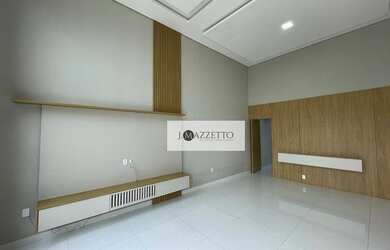 Imagem: A casa em condomínio possui 3 Dormitórios, 2 Banheiros, 3