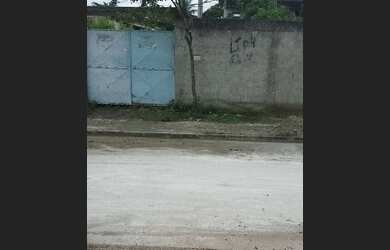 Imagem: A casa possui 1 Dormitório, 1 Banheiro, 5 Vagas na garagem