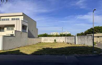 Imagem: O terreno possui 430m² de Área e está localizado em Recreio