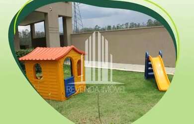 Imagem: O terreno possui 300m² de Área e está localizado em Cézar