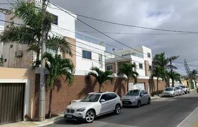 Imagem 2: Linda Casa 4/4, 3 suítes, Triplex 213m2, vaga 3 carros, 300m praia Flamengo...