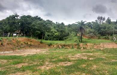 Imagem: O terreno possui 2.000m² de Área e está localizado em Matozinhos