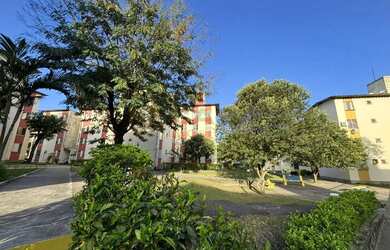 Imagem: O apartamento possui 3 Dormitórios, 1 Banheiro, 1 Vaga na garagem