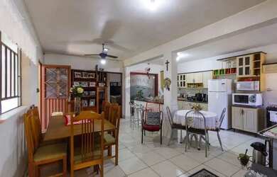 Imagem 3: Casa ampla no Bairro Nossa Senhora do Rosário 6 dormitórios (2 suítes), 5 banheiros, churr