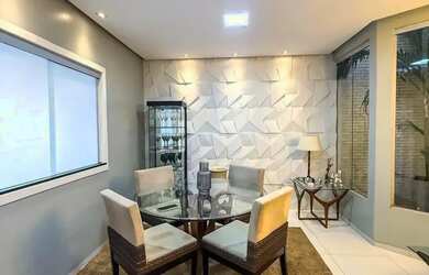 Imagem: A casa em condomínio possui 3 Dormitórios, 3 Banheiros, 3