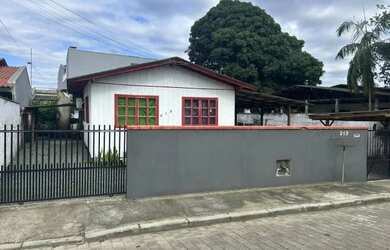 Imagem: TERRENO COM DUAS CASAS - SÃO DOMINGOS - NAVEGANTES - SC