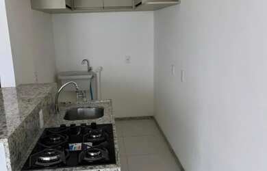 Imagem 13: Apartamentos na Praia do Flamengo, Salvador, 1/4 com varanda e vista mar