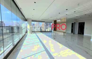 Imagem: O apartamento possui 3 Dormitórios, 5 Banheiros, 2 Vagas na