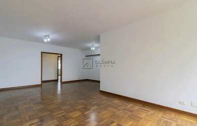 Imagem: O apartamento possui 3 Dormitórios, 3 Banheiros, 2 Vagas na