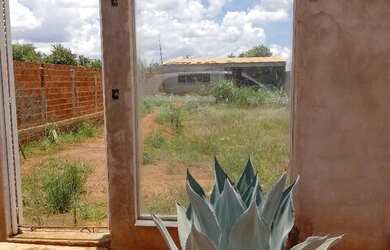 Imagem: O terreno possui 400m² de Área e está localizado em Ceilândia