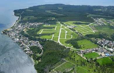 Imagem: O terreno possui 200m² de Área Privada e está localizado