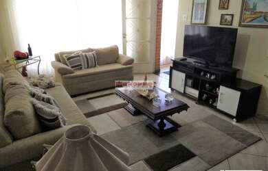 Imagem 1: SOBRADO NO JARDIM SÃO PAULO QUE FAZ FRENTE PARA UMA RUA E FUNDO PARA...