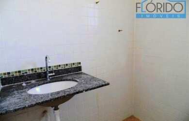 Imagem 10: Casa em Condomínio para Venda em Atibaia, Condomínio Jardim Shangri-Lá, 2 dormitórios, 2 b