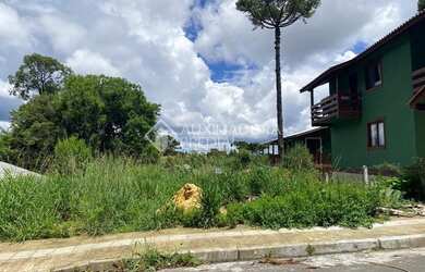 Imagem: O terreno possui 348m² de Área e está localizado em Canela