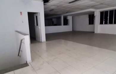 Imagem 2: Galpão/Depósito/Armazém para aluguel tem 8000 metros quadrados