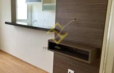 Imagem: O apartamento possui 2 Dormitórios, 1 Banheiro, 1 Vaga na garagem