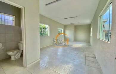 Imagem 15: Imóvel Comercial à venda! Ótimo para locação com várias salas e banheiros!