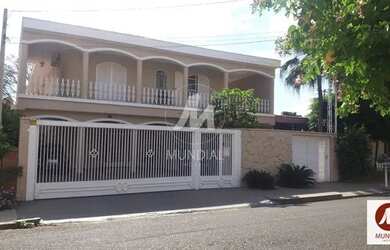 Imagem: O depósito possui 5 Vagas na garagem, 485m² de Área e está