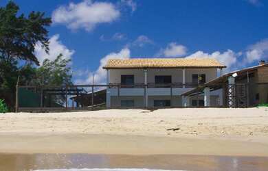 Imagem 1: MARAVILHOSA CASA DE PRAIA NO IGUAPÉ - AQUIRAZ - CE PÉ NA AREIA !!!!