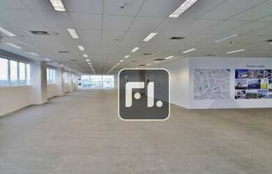 Imagem: O depósito possui 5 Vagas na garagem, 639m² de Área e está