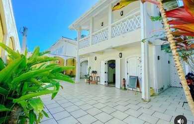 Imagem: A pousada chalé possui 5 Dormitórios, 5 Vagas na garagem e