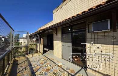 Imagem: O apartamento na cobertura possui 4 Dormitórios, 4 Banheiros