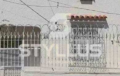 Imagem: A casa possui 5 Dormitórios, 4 Banheiros, 5 Vagas na garagem