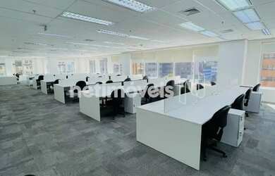 Imagem: O depósito possui 5 Vagas na garagem, 1097m² de Área, Imóvel