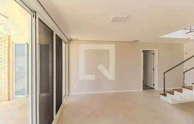 Imagem: A casa à venda possui 5 Dormitórios, 5 Banheiros, 5 Vagas