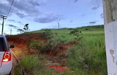 Imagem: O terreno à venda possui 1890m² de Área e está localizado