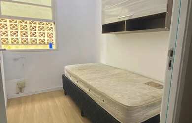 Imagem: O quarto está localizado em Centro, Florianópolis para alugar