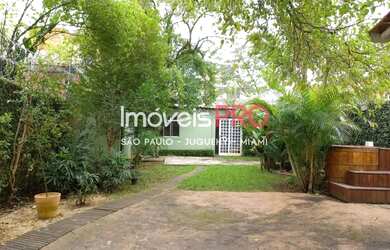 Imagem: A casa à venda possui 3 Dormitórios, 4 Banheiros, 3 Vagas