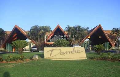 Imagem: O terreno possui 900m² de Área e está localizado em Parque