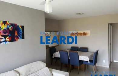 Imagem: O apartamento possui 3 Dormitórios, 2 Banheiros, 2 Vagas na