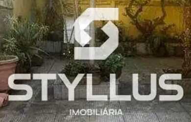 Imagem: A casa possui 3 Dormitórios, 4 Banheiros, 3 Vagas na garagem