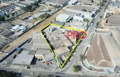 Imagem: O depósito possui 5.010m² de Área e está localizado em