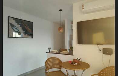 Imagem: O apartamento possui 1 Dormitório, 1 Banheiro, 1 Vaga na garagem