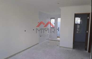 Imagem: A casa em condomínio possui 2 Dormitórios, 1 Banheiro, 2 Vagas