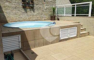 Imagem: O apartamento na cobertura possui 4 Dormitórios, 5 Banheiros