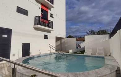 Imagem: O apartamento possui 3 Dormitórios, 1 Banheiro, 2 Vagas na