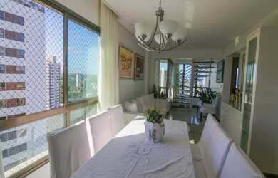 Imagem: O apartamento na cobertura possui 4 Dormitórios, 4 Banheiros