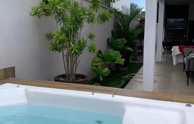 Imagem: A casa em condomínio possui 3 Dormitórios, 4 Banheiros, 2